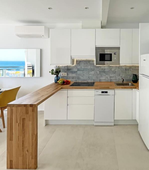 Appartamento Charming Sea View Hideaway At Marbella's Marina Marbella
