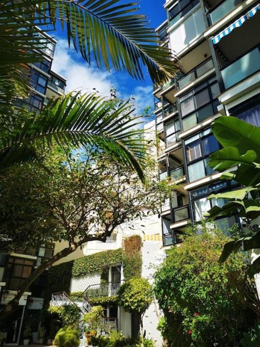 Charming Sea View Hideaway At Marbella's Marina Marbella