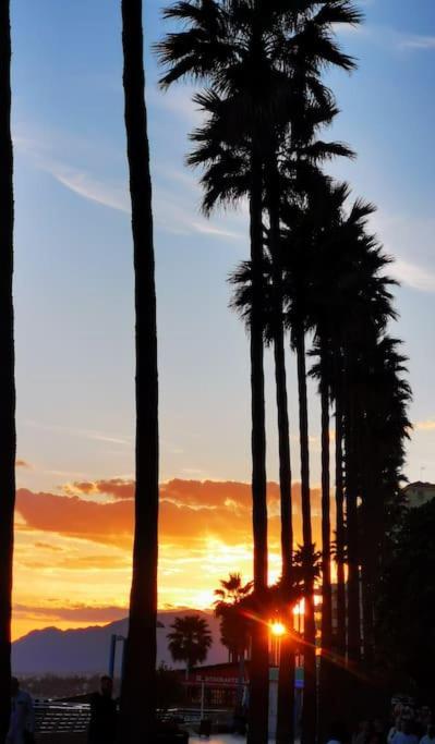 Apartment Charming Sea View Hideaway At Marbella's Marina *